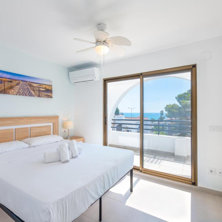 Apartamentos El Centro Casa Azahar - Three-Bedroom Apartment - 5