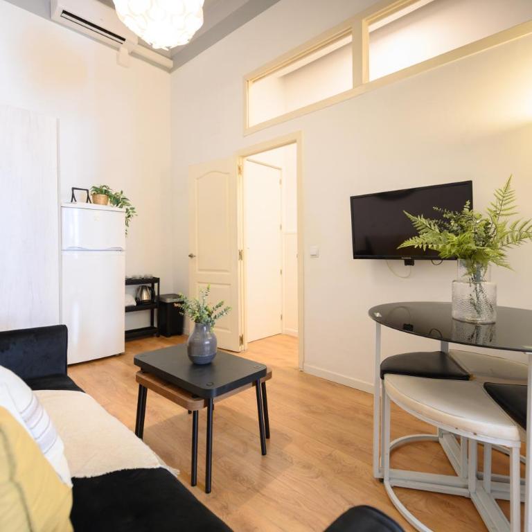 Apartamento de 1 dormitorio con balcón en el corazón de Madrid Temporal CER822 - Apartamento de 1 dormitorio con balcón - 3