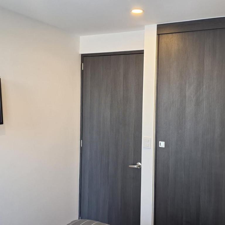 Van Alen Haus - One-Bedroom Apartment - 17