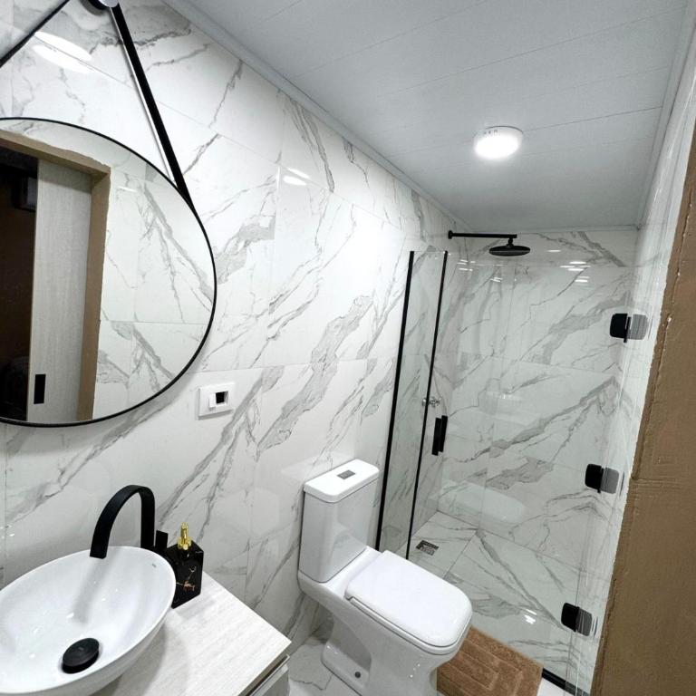 Hotel SMA - Habitación Cuádruple Deluxe - 13