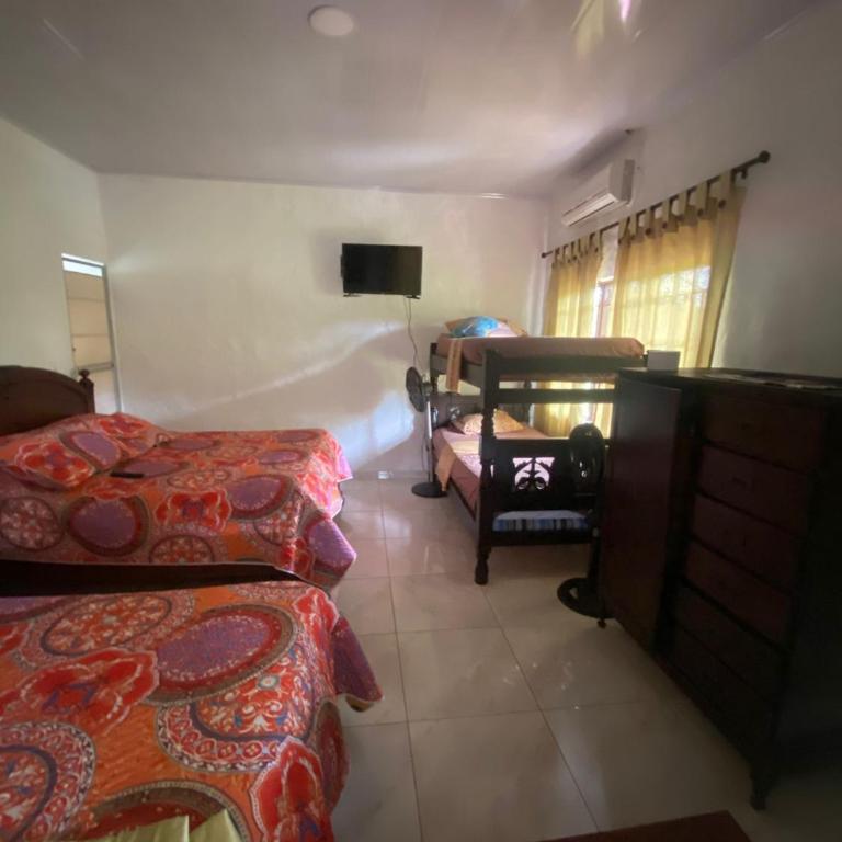 Finca Turística Las Margaritas - Habitación Familiar con baño - 5