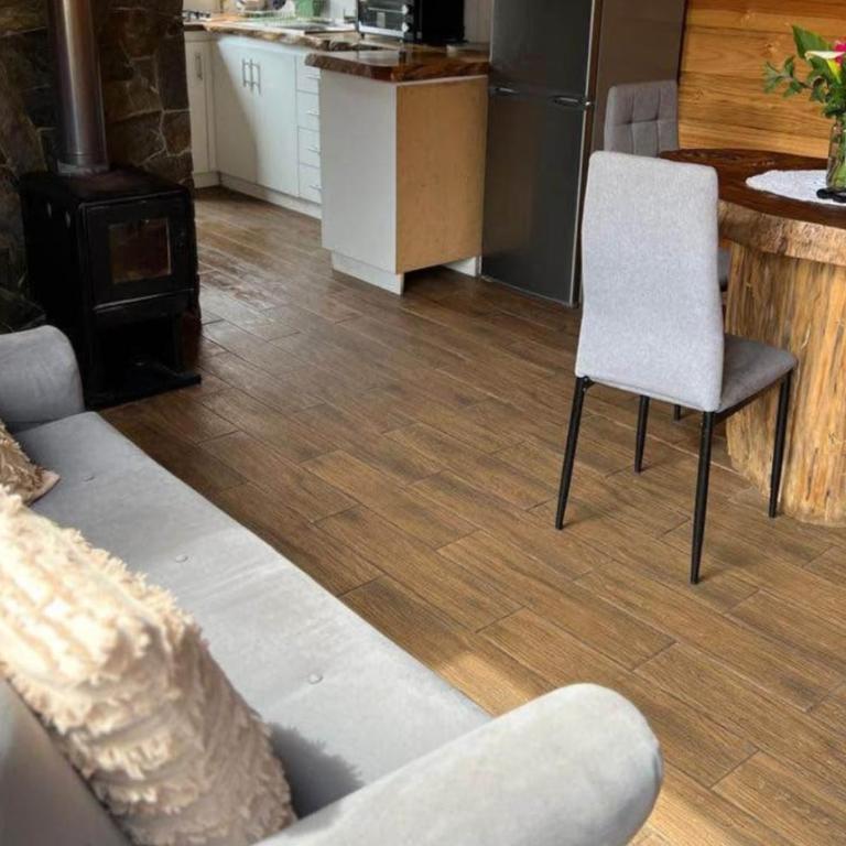 Hospedaje Pinares - Casa de 2 dormitorios - 3