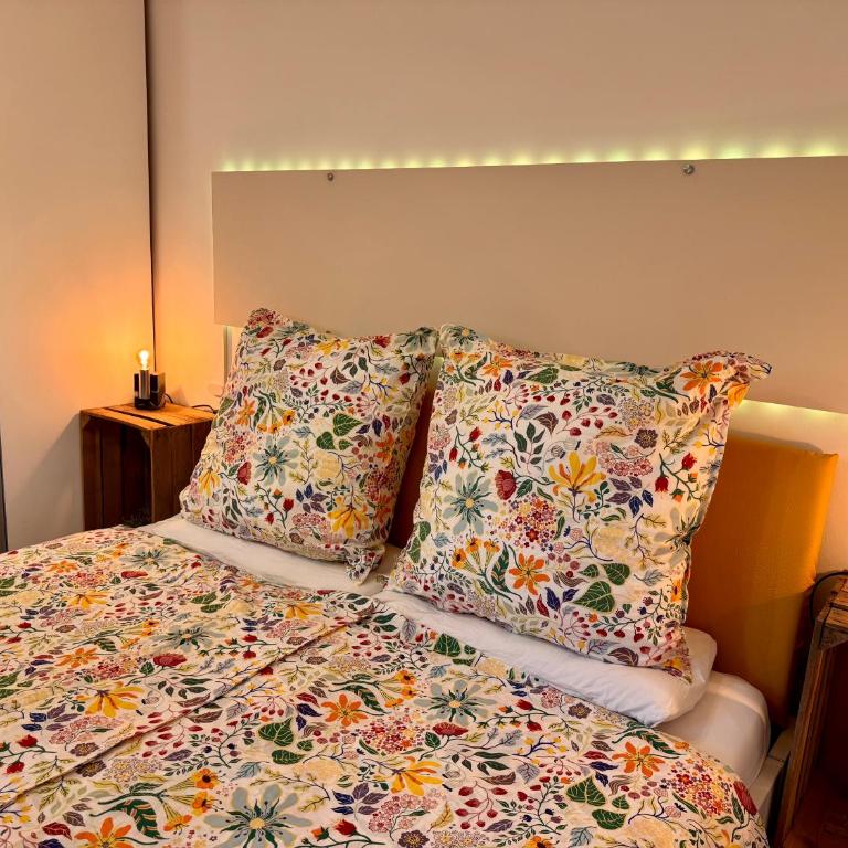 Fireplace Room, Free Parking, Artist's House - Doppelzimmer mit eigenem externen Bad - 12