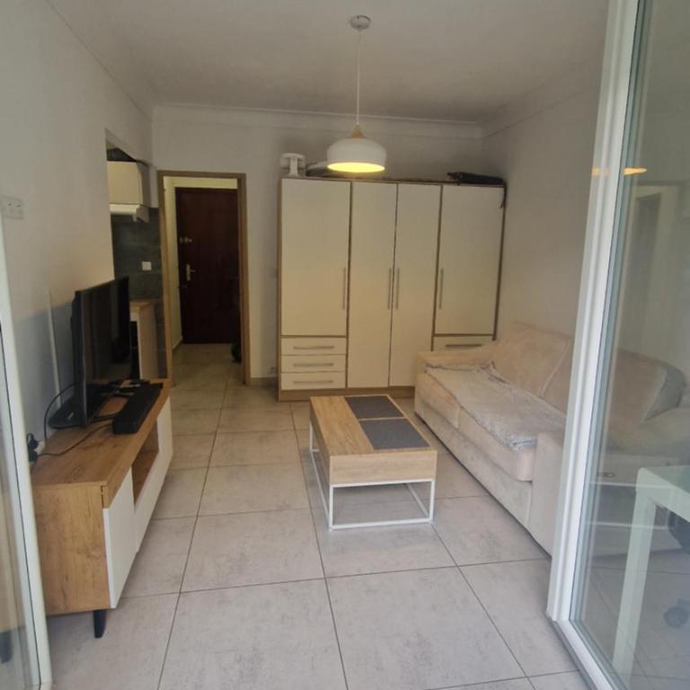 Menton, appartement/jardin, proche mer et centre - Appartement 1 Chambre - 2