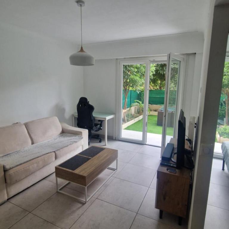 Menton, appartement/jardin, proche mer et centre - Appartement 1 Chambre - 1