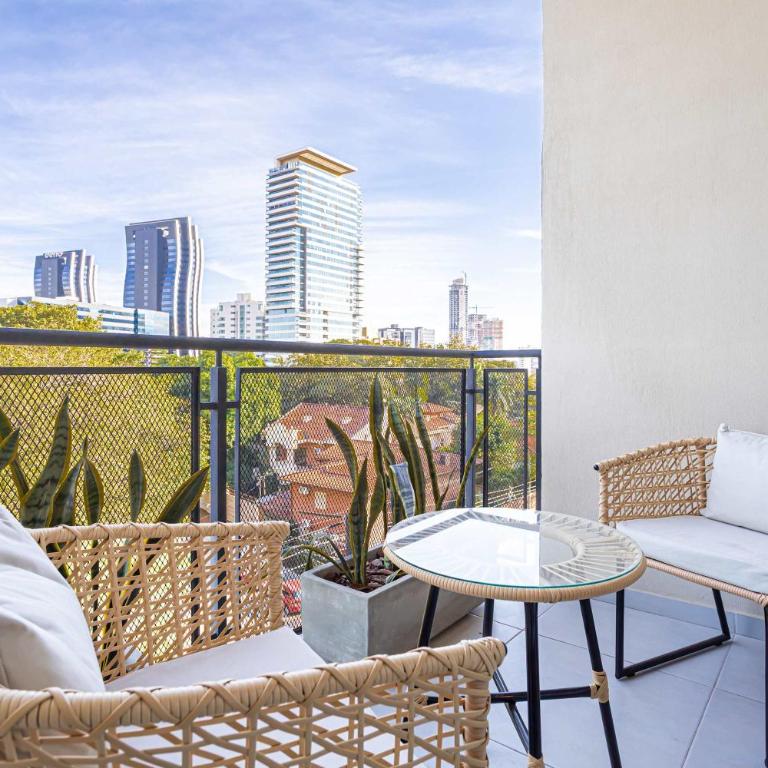 Cozy & Bright 2BDR at Life Santa Teresa - Apartment - 12