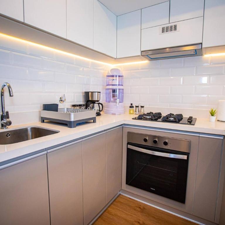 BSR Modern Spacious New Flat in Miraflores w/ Pool - Apartment - 31