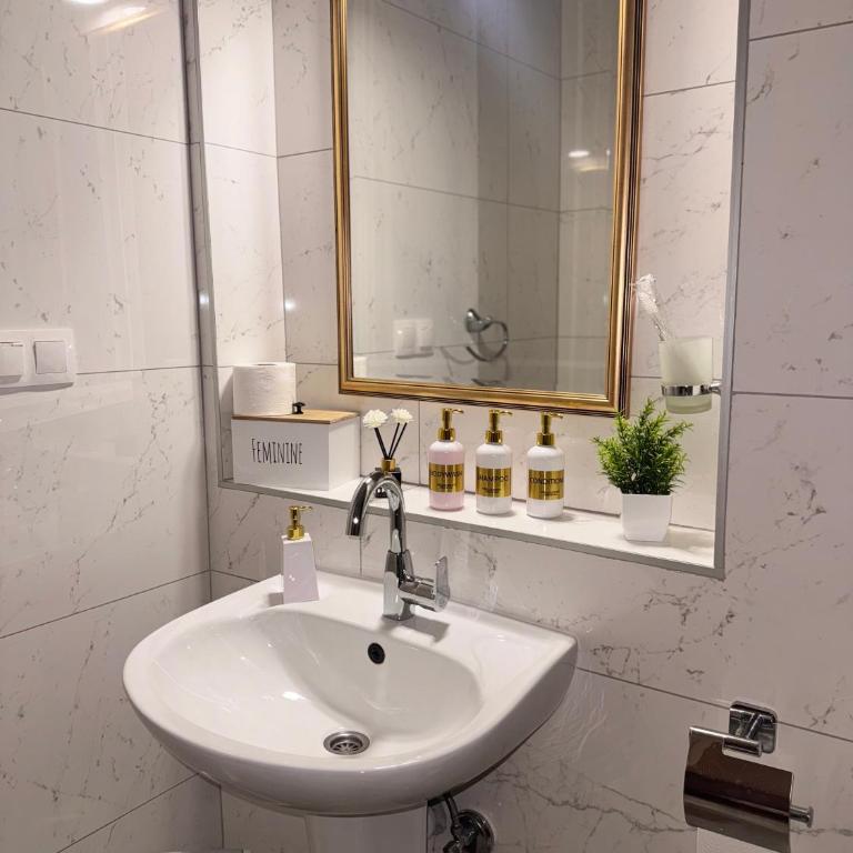 Central Stay Mostar - Apartment with Balcony - 3