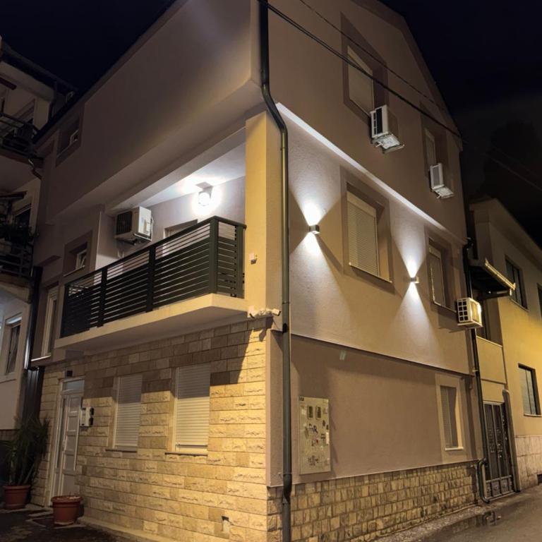 Central Stay Mostar - Apartment with Balcony - 1