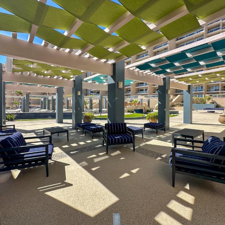 Waves & Views Luxury 3BR Oceanfront Condo - Apartamento - 75