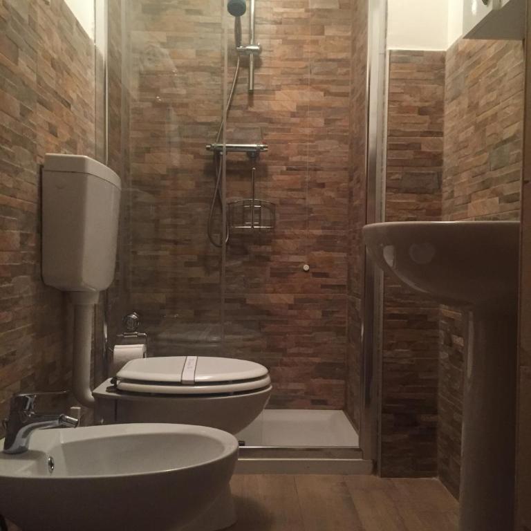Hotel Aline - Triple Room with Private Bathroom - 4