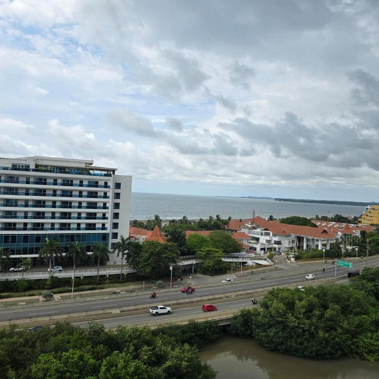 Espectacular Apartamento en 11avo piso - Apartamento de 3 dormitorios - 3