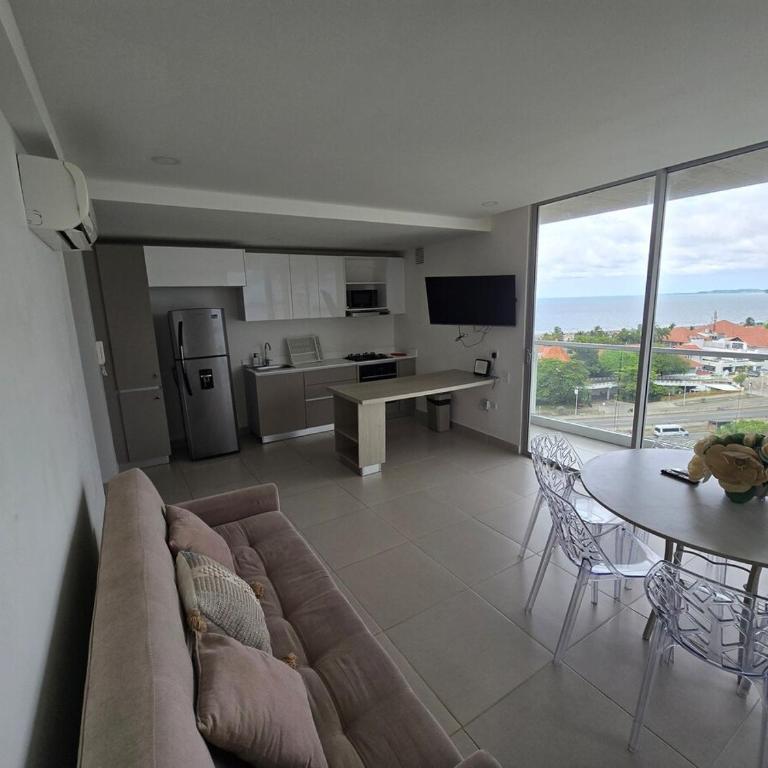 Espectacular Apartamento en 11avo piso - Apartamento de 3 dormitorios - 6