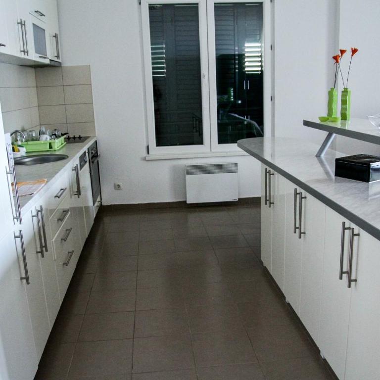 Apartment Royal Savina-free garage - Apartment with Sea View - 9