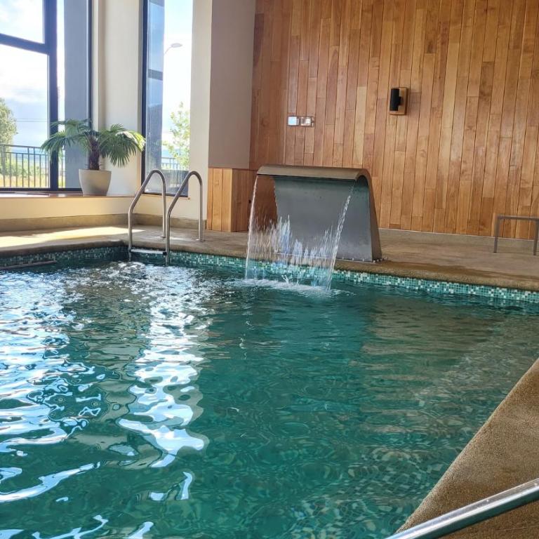 NataLodge Pool and Comfort - Two-Bedroom Apartment - 19