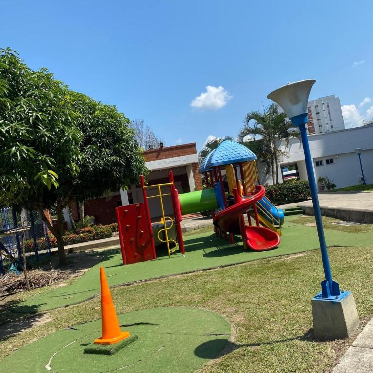 Confort y comodidad en Neiva - Apartamento de 3 dormitorios - 19