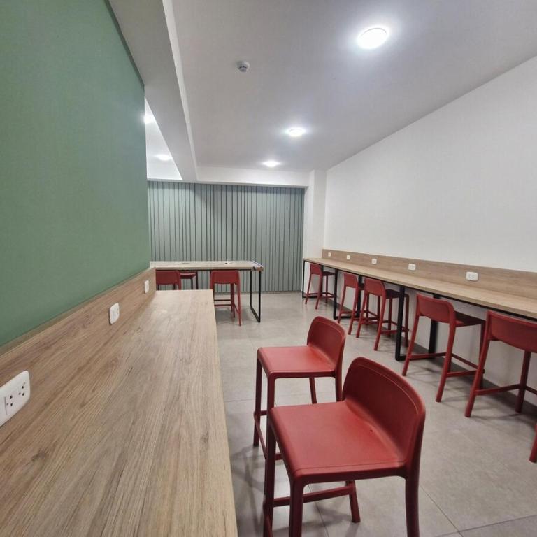 Brand new apartment just steps from Kennedy Park - Apartamento de 3 dormitorios - 7