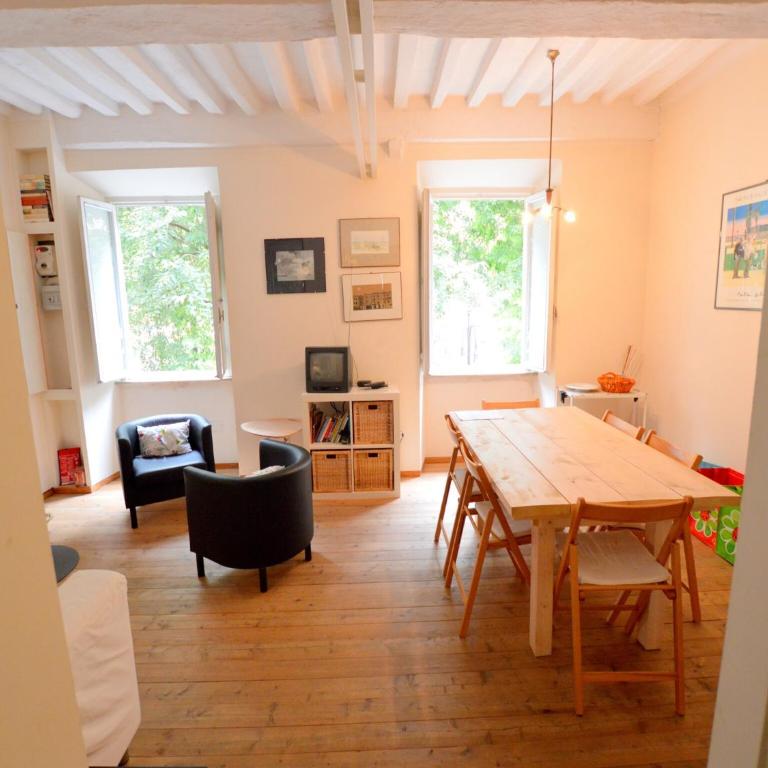Charming Mansion in Lucca - Casa Vacanze con 2 Camere da Letto - 4