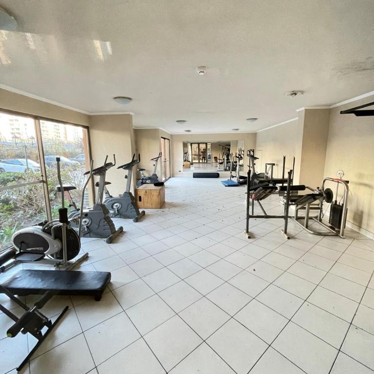 Steps from the subway and Free Parking - Apartamento de 2 dormitorios - 12