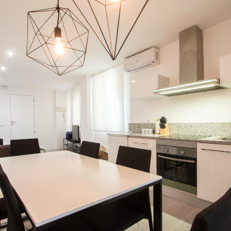 Valencia Luxury - Boutique Center - Deluxe Apartment - 8