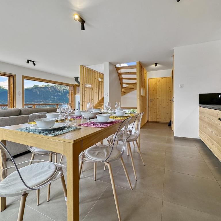 Chalet Teddy - Alpine Escape in the Swiss Alps - Chalet mit 3 Schlafzimmern - 5