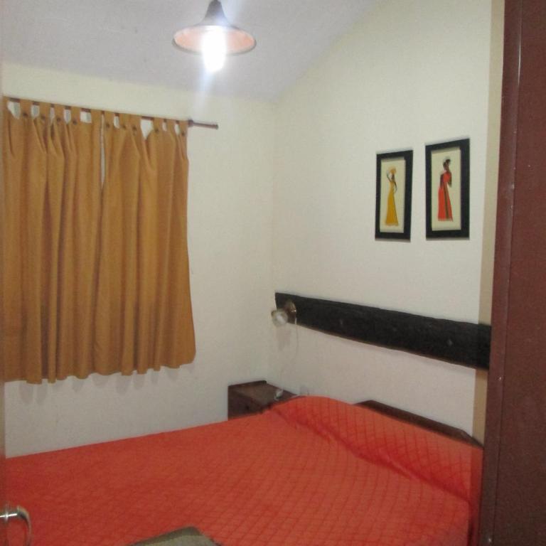 Complejo de Cabañas Pach - Flo - Habitación Familiar con baño - 9