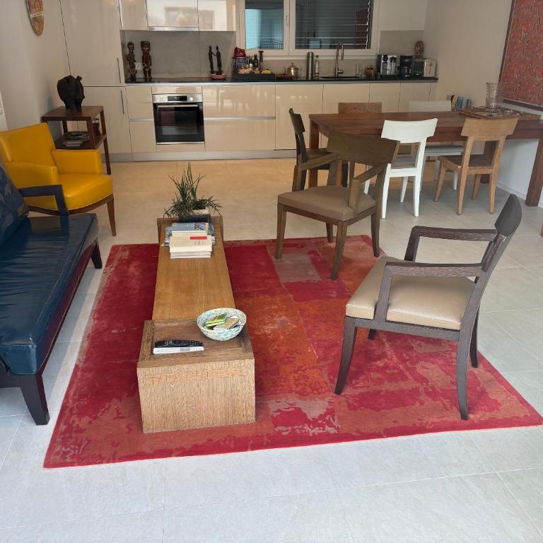 Chambre chez l'habitant - Room in private house - 1