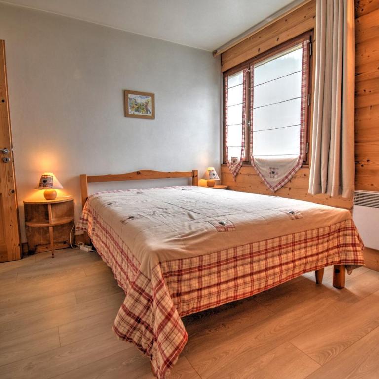 Appartement 2 pièces avec balcon près du centre de Morzine, parking disponible - FR-1-524-141 - Appartement - 3