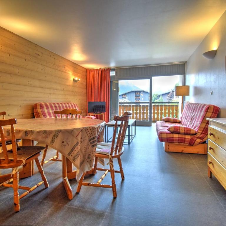 Appartement 2 pièces avec balcon près du centre de Morzine, parking disponible - FR-1-524-141 - Appartement - 1