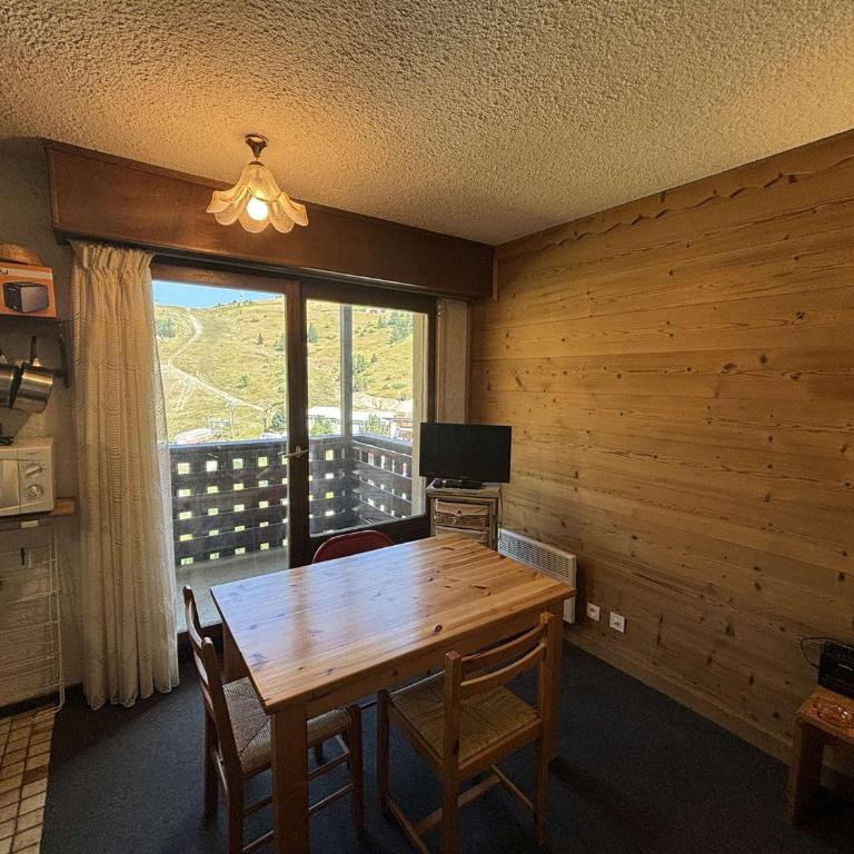 Studio cabine 3 couchages près des pistes à Auris - One-Bedroom Apartment - 4