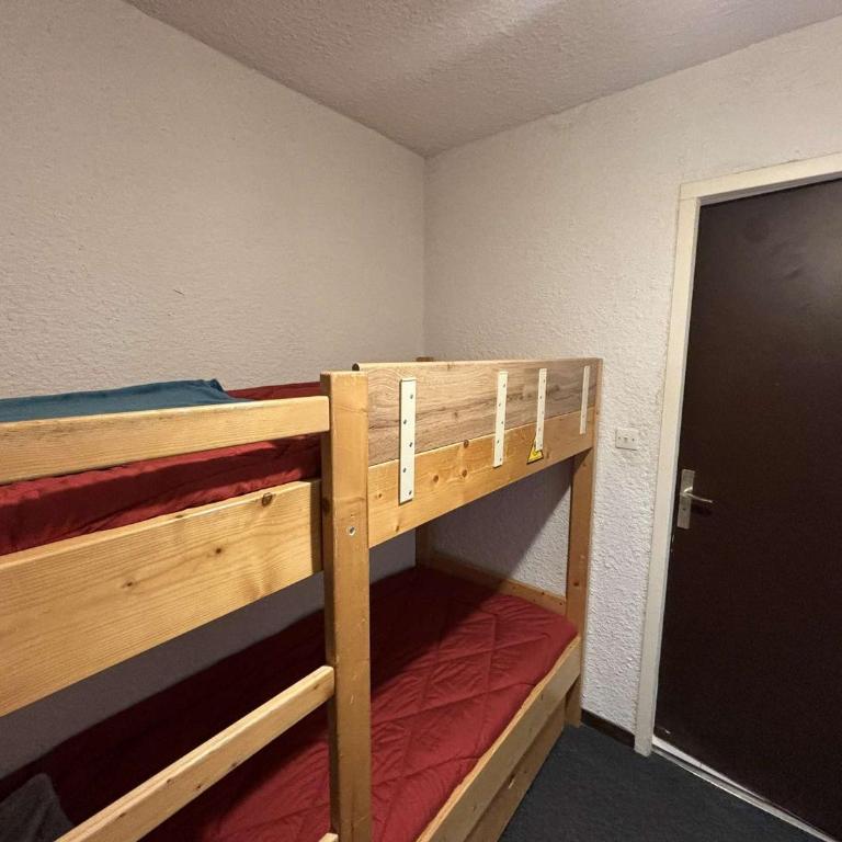 Studio cabine 3 couchages près des pistes à Auris - One-Bedroom Apartment - 9
