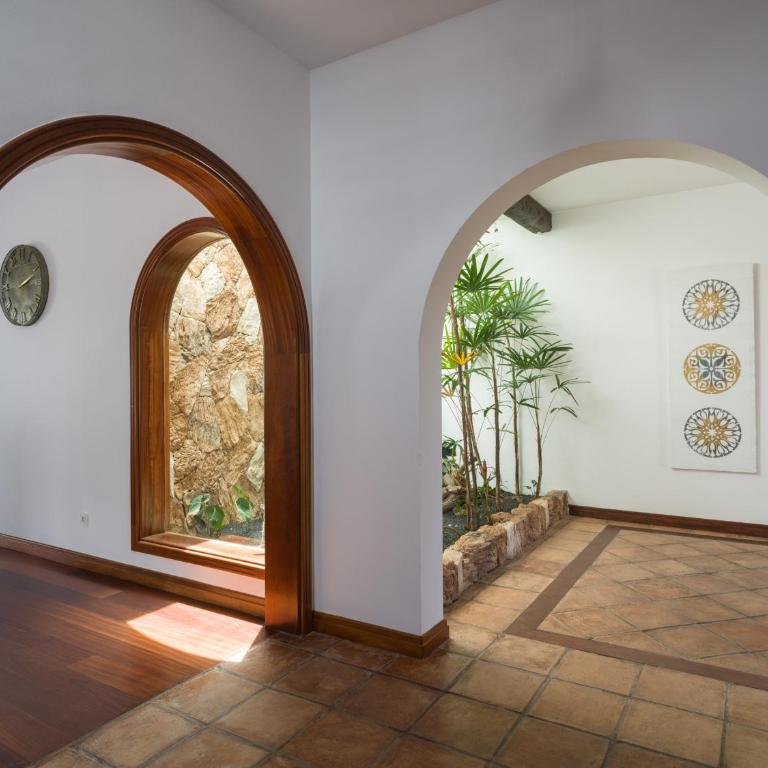 Villa Careva 1 - VipVipVillas - Villa Deluxe - 60