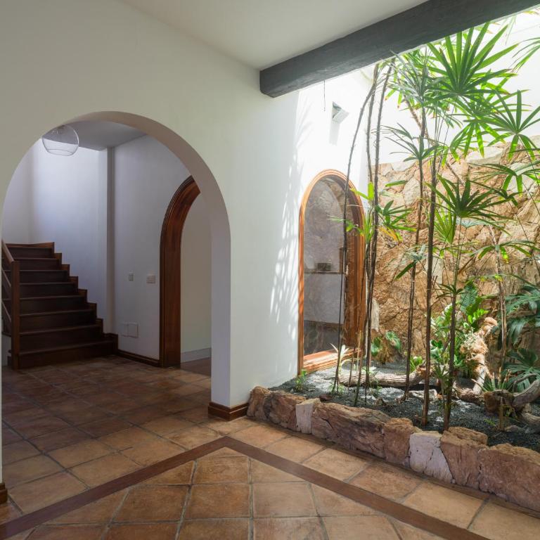 Villa Careva 1 - VipVipVillas - Villa Deluxe - 100