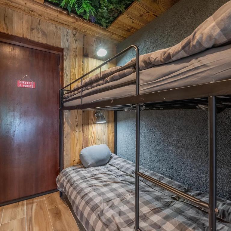 Chalet studio Megève enface des remontées mécaniques et parking gratuit - Appartement 1 Chambre - 15