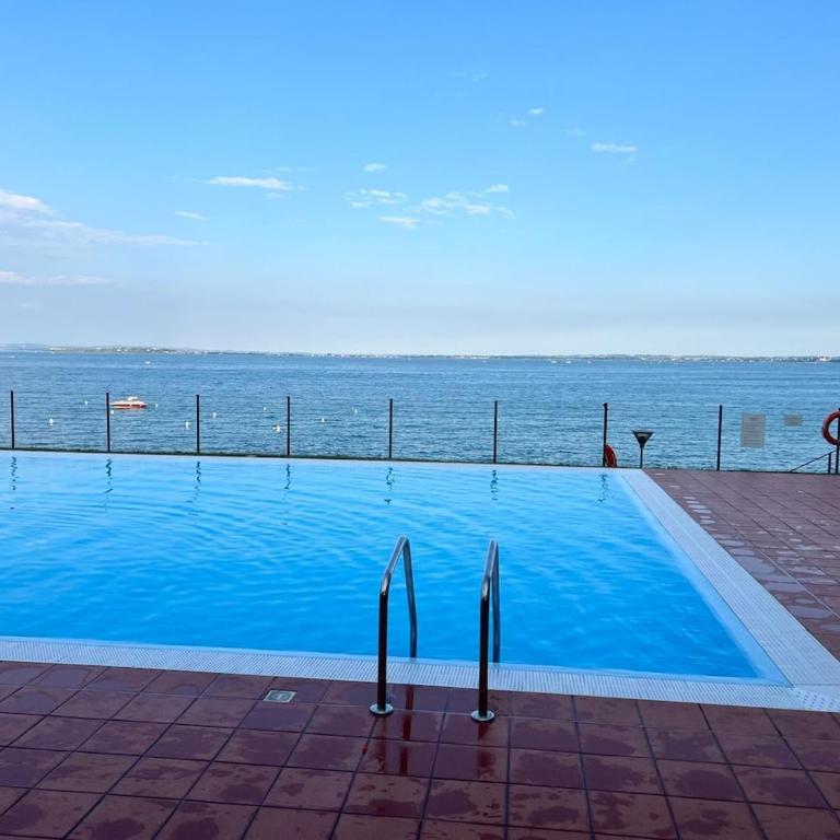 Garda Lake - Direct Access to Lake 3 Pools - Appartamento con 1 Camera da Letto - 2
