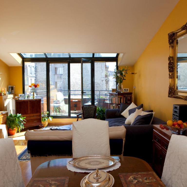 52 Clichy Bed & Breakfast - Chambre d'hôtes - Chambre Double ou Lits Jumeaux avec Salle de Bains - 1