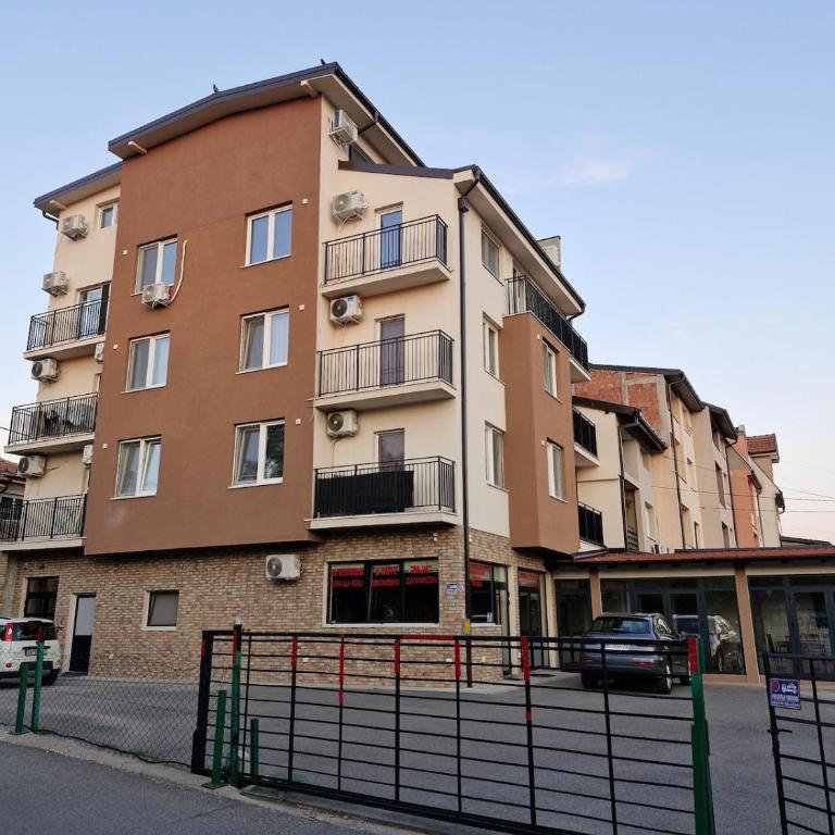 Apartman New - One-Bedroom Apartment with Balcony - 25