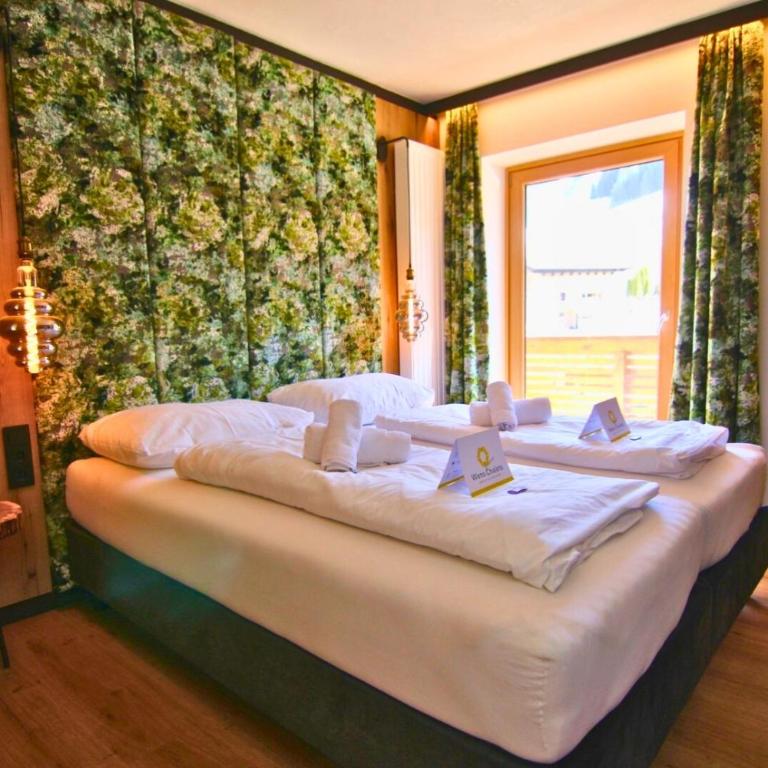 Gasthof Alpensport - inklusive Joker Card - Deluxe Doppelzimmer mit Balkon - 1