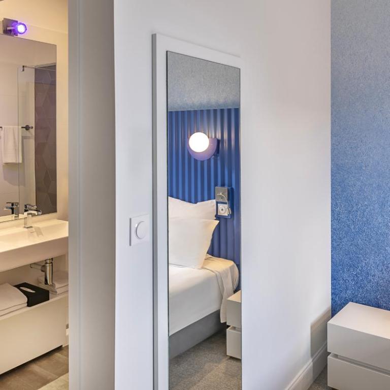 Best Western Plus Poitiers Centre Le Grand Hotel - Chambre Lit Queen-Size Standard - Non-Fumeurs - 17
