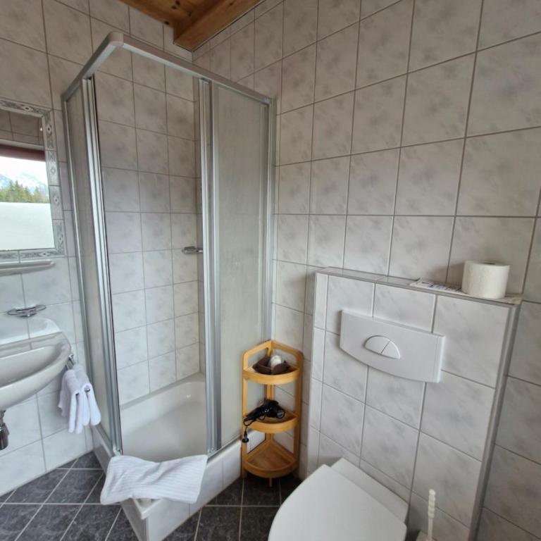 Pension Sattelkopf - Doppelzimmer - Rosanna - 1