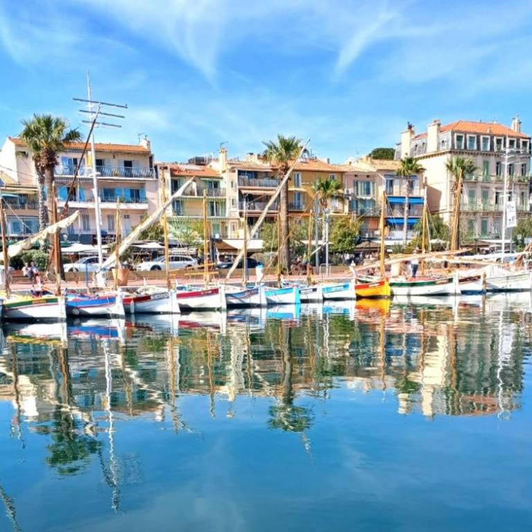Nice apartment with pool - near the beach - Appartement - 4