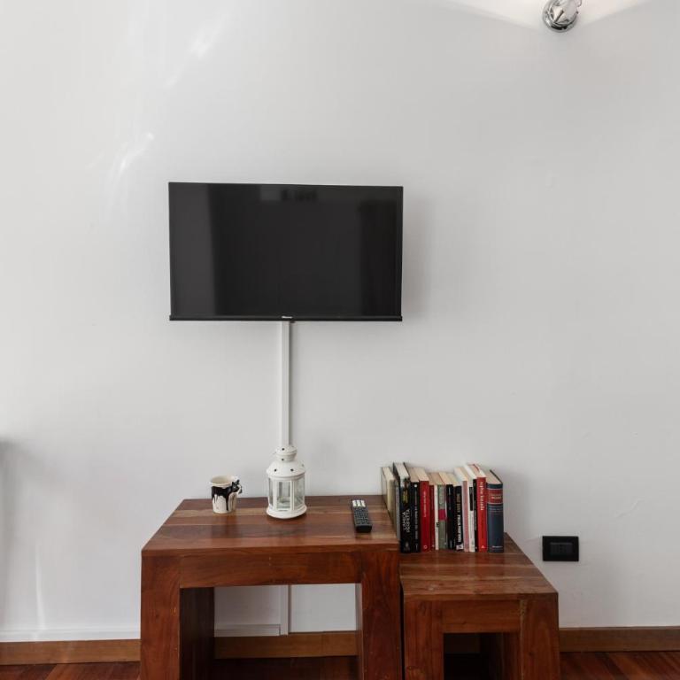 Central Station 350m - WhitePearl - WiFi - Appartamento con 1 Camera da Letto - 24
