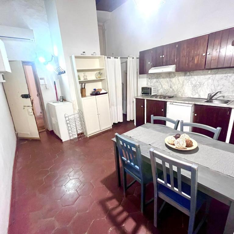 Nice apartment in the historic center - Appartamento con 1 Camera da Letto - 12