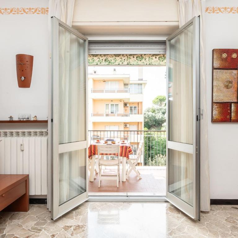 Parcheggio Privato - 10 Min Centro Storico - Appartamento con 2 Camere da Letto - 3