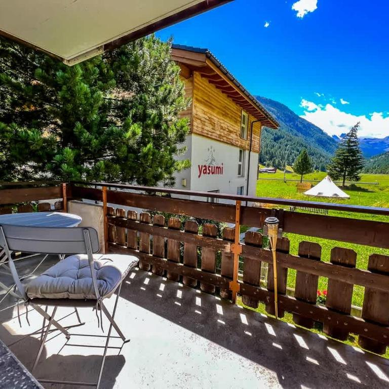 Panorama hideaway apartment near Zermatt with parking! - Apartment - 1