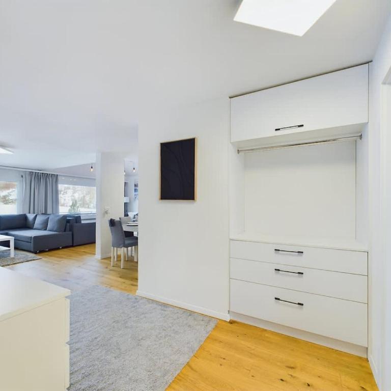 Mountain Majesty Apartment with Stunning Views - Apartment - 7