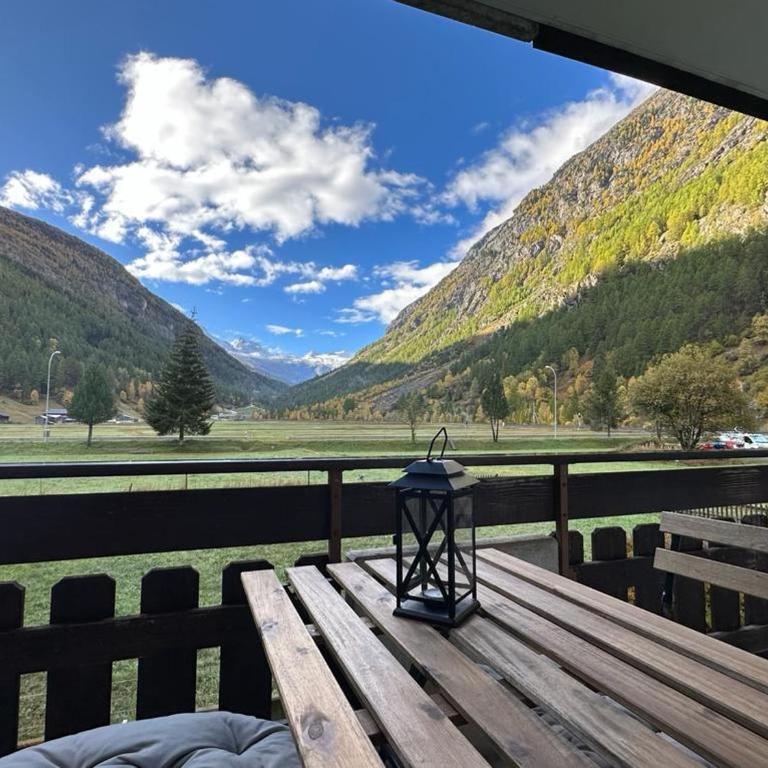 Alpine magic for the whole family near Zermatt with parking! - Apartment - 1