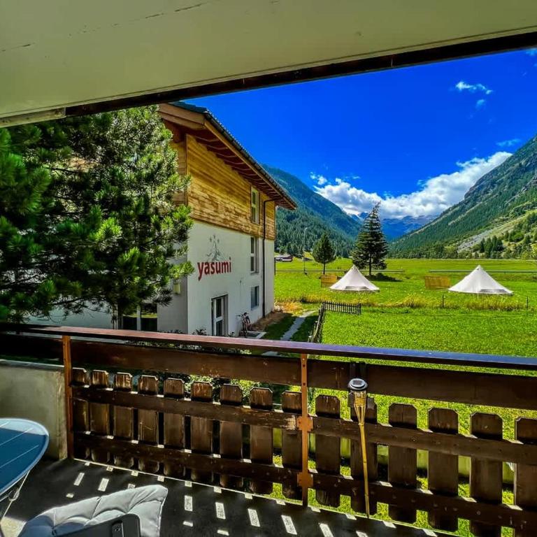 Panorama apartment for 4 near Zermatt - Apartment - 1