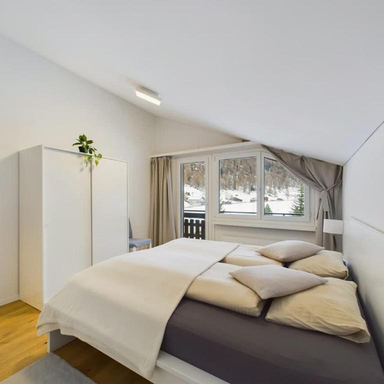 Majestic View Alpine Retreat - Apartment - 12