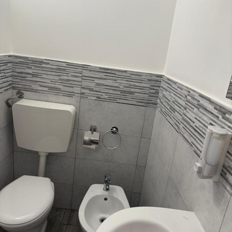 Garibaldi Rooms 2 - Double Room - 2